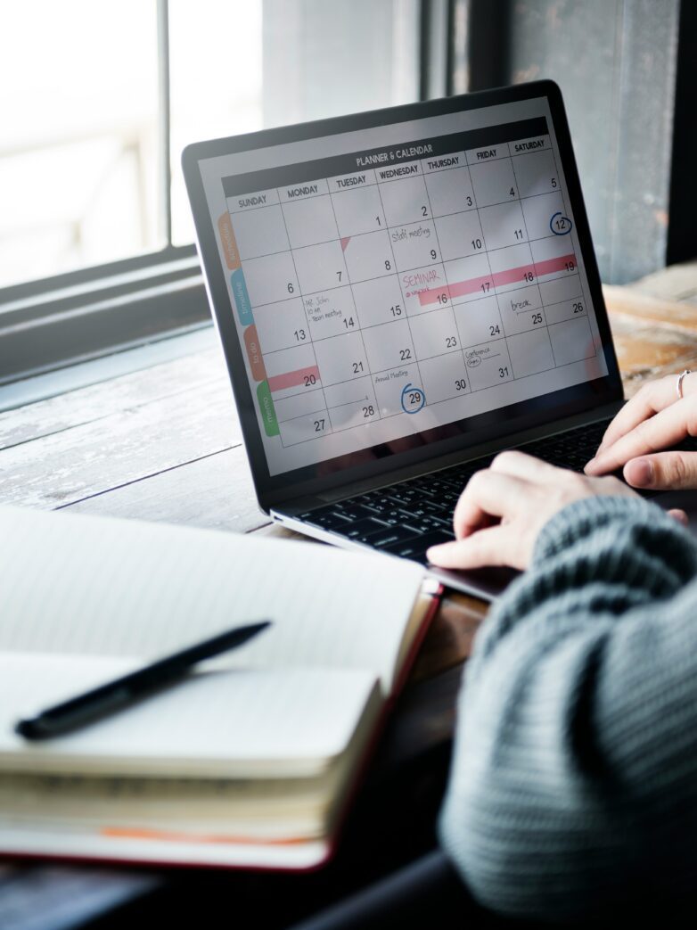ClickFunnels Vs. Calendly: Which Is Best For Booking Coaching Calls?